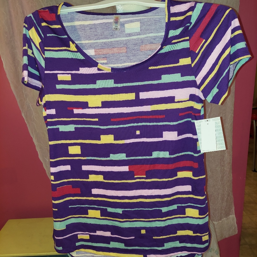 NEW Lularoe Top Size Medium